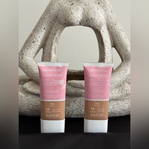 COVERGIRL Clean Fresh Skin Milk Foundation Dewy Finish-2PC